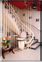 CARE:  Hawle Treppenlift Stairlift